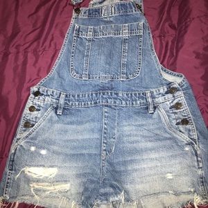 Abercrombie& Fitch shorts overall size small